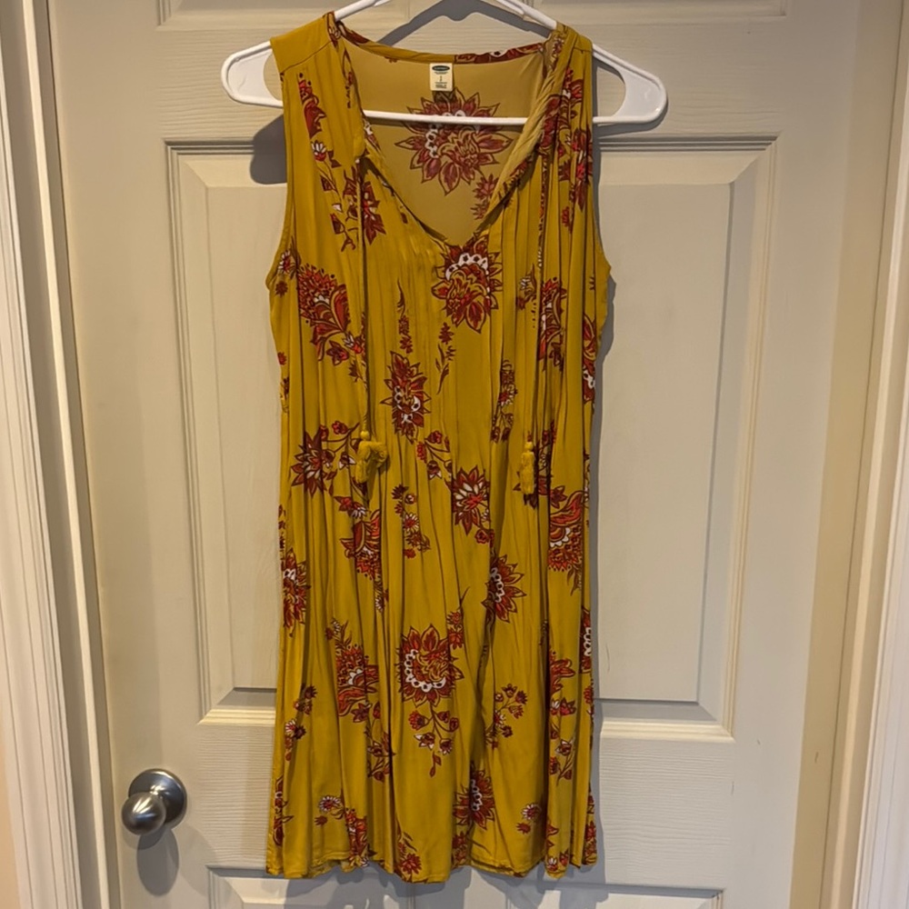 Old Navy Yellow Floral Sleeveless Dress